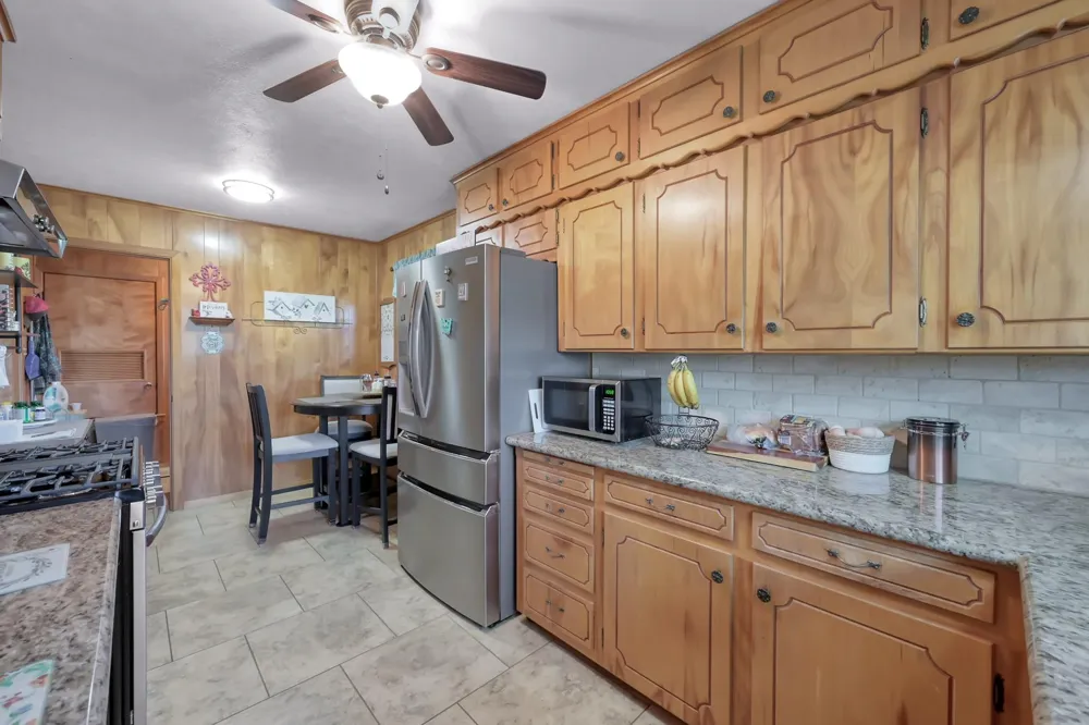 14826 Fm 1452 W Normangee, TX 77871