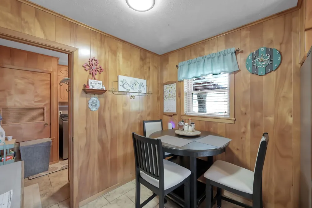 14826 Fm 1452 W Normangee, TX 77871