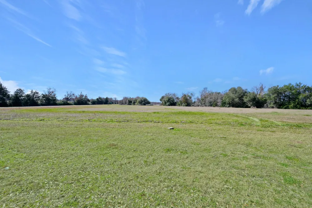 14826 Fm 1452 W Normangee, TX 77871
