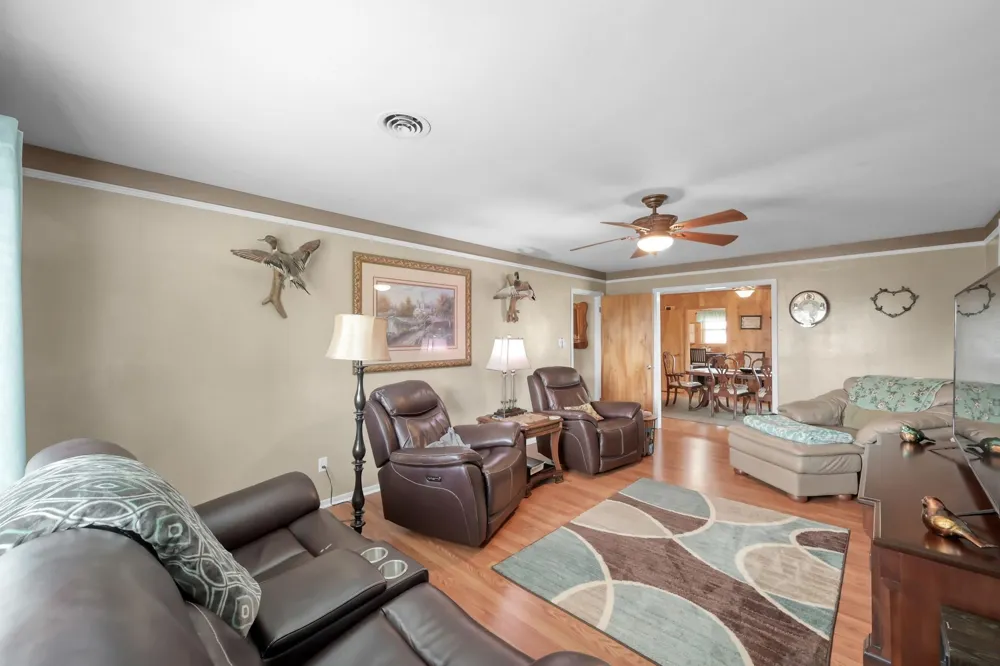 14826 Fm 1452 W Normangee, TX 77871