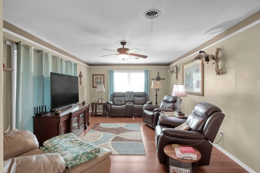 14826 Fm 1452 W Normangee, TX 77871