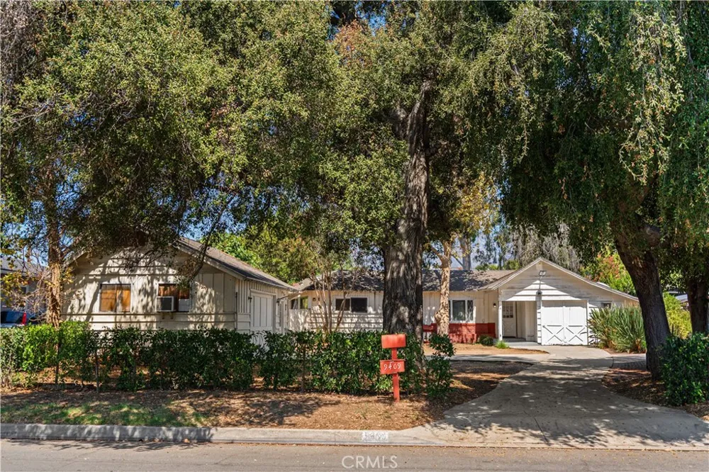 9409 Olive Temple City, CA 91780