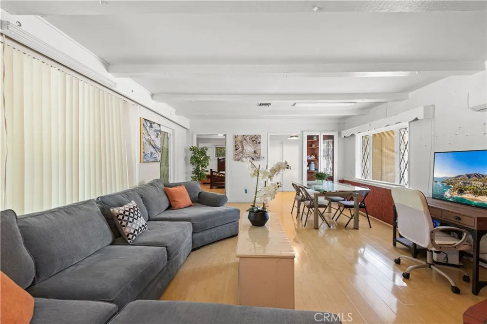 9409 Olive Temple City, CA 91780
