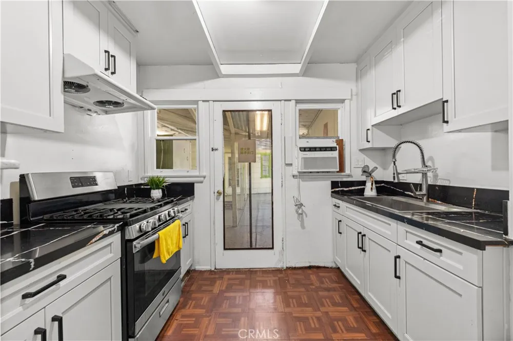 9409 Olive Temple City, CA 91780