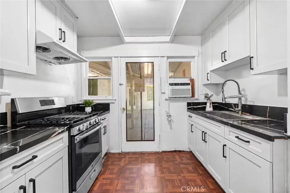 9409 Olive Temple City, CA 91780