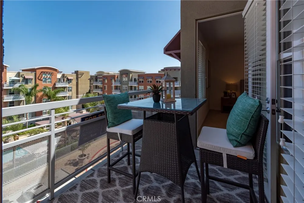 12664 Chapman Avenue #1402 Garden Grove, CA 92840