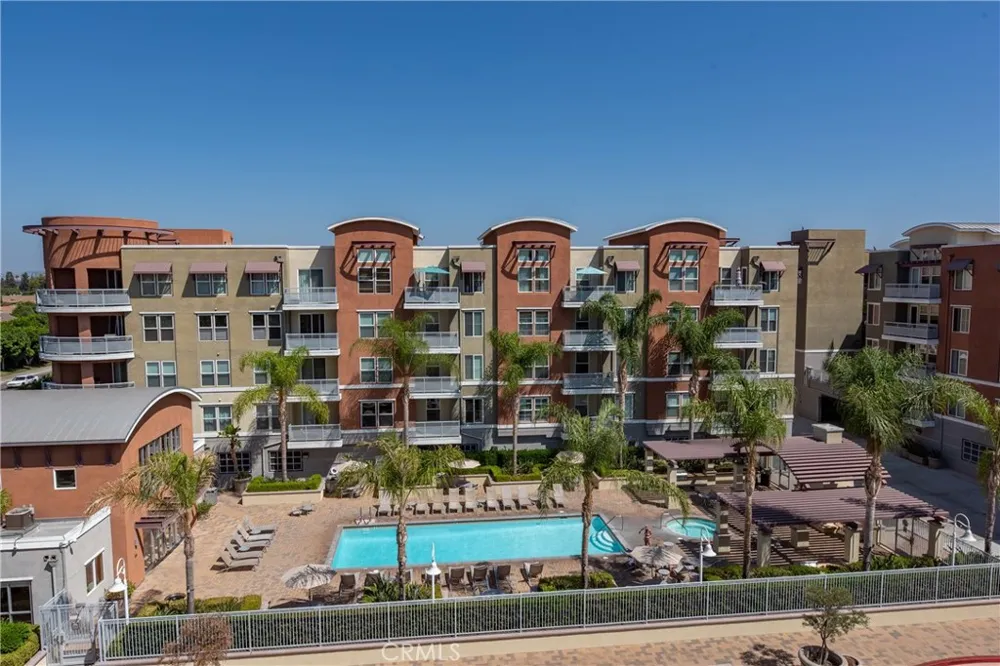 12664 Chapman Avenue #1402 Garden Grove, CA 92840