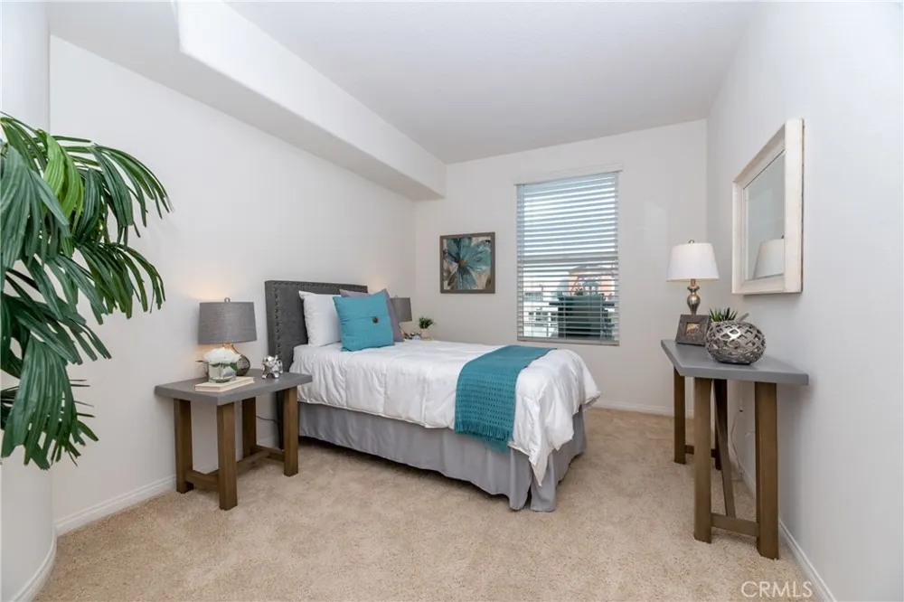 12664 Chapman Avenue #1402 Garden Grove, CA 92840