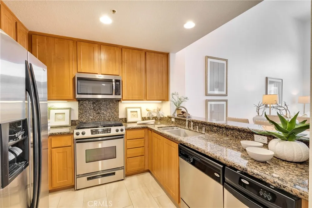 12664 Chapman Avenue #1402 Garden Grove, CA 92840