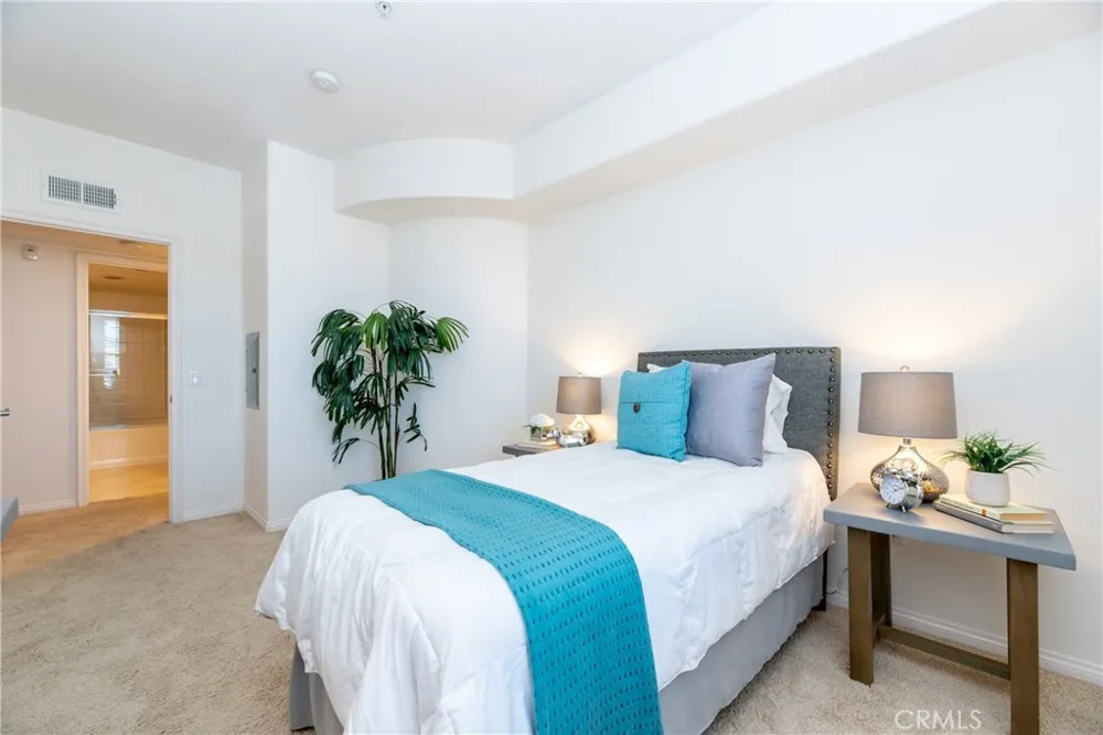 12664 Chapman Avenue #1402 Garden Grove, CA 92840