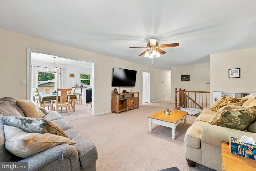 5483 BEACH ROAD Midland, VA 22728