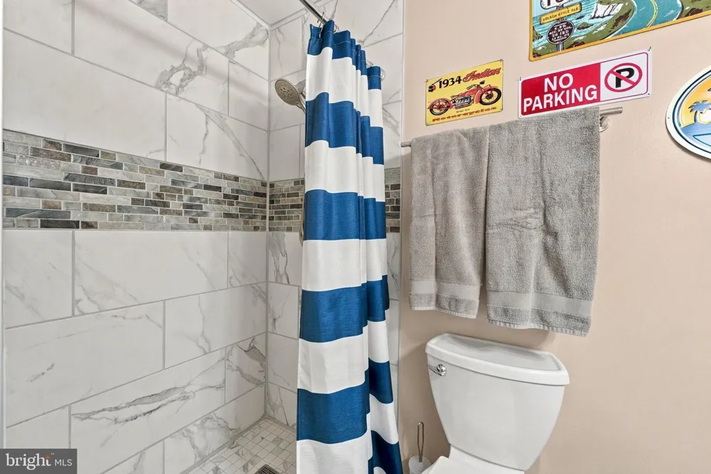5483 BEACH ROAD Midland, VA 22728