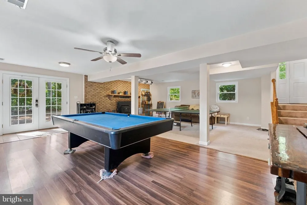 5483 BEACH ROAD Midland, VA 22728