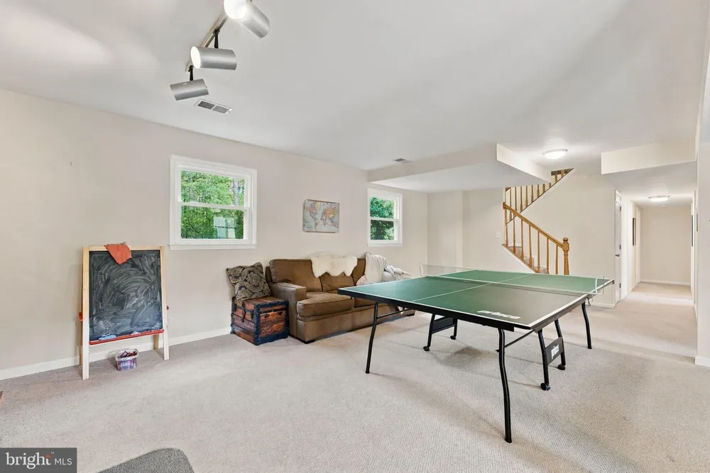 5483 BEACH ROAD Midland, VA 22728