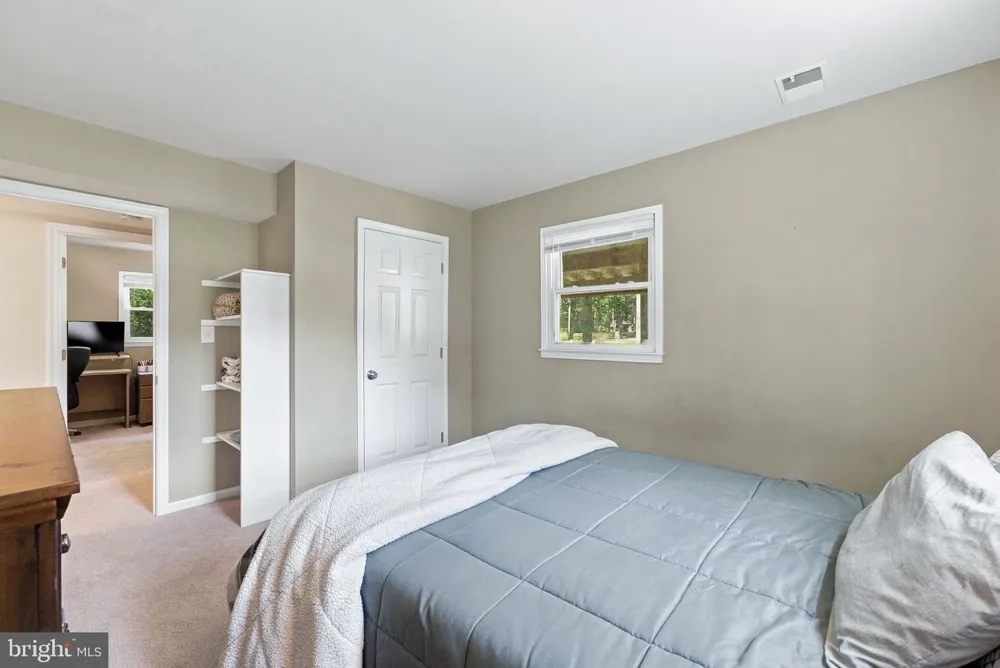 5483 BEACH ROAD Midland, VA 22728