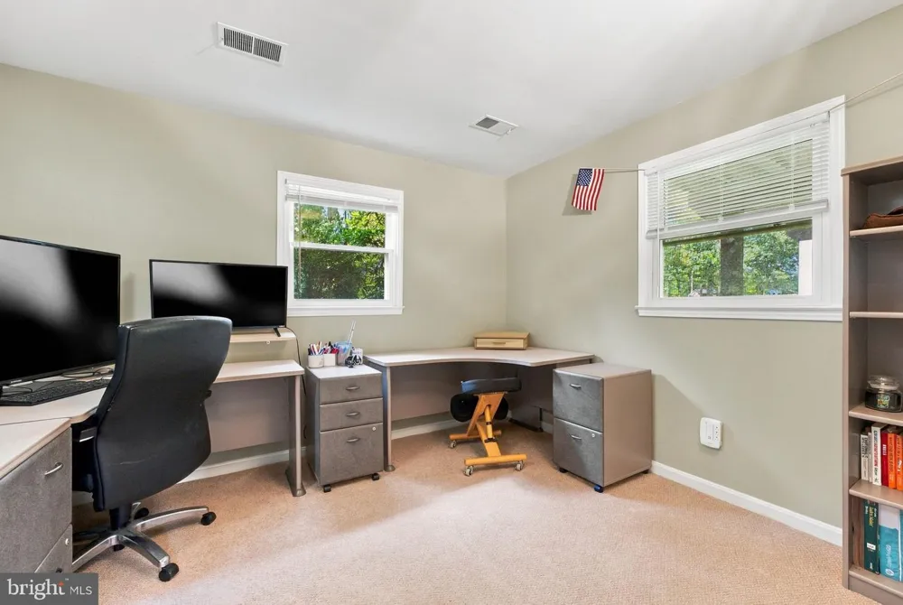 5483 BEACH ROAD Midland, VA 22728
