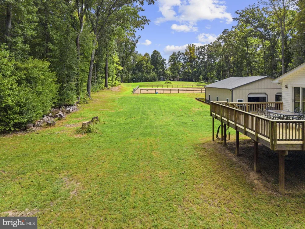 5483 BEACH ROAD Midland, VA 22728