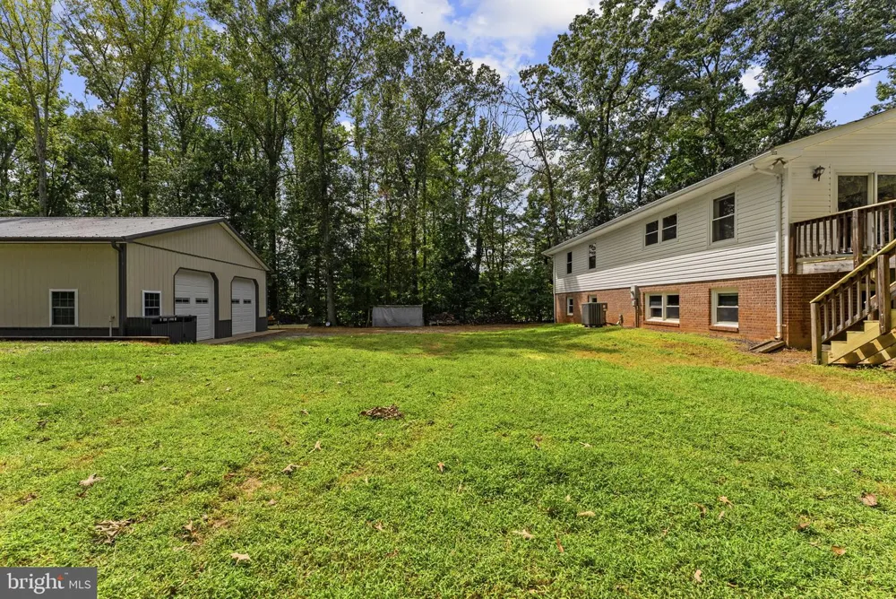 5483 BEACH ROAD Midland, VA 22728