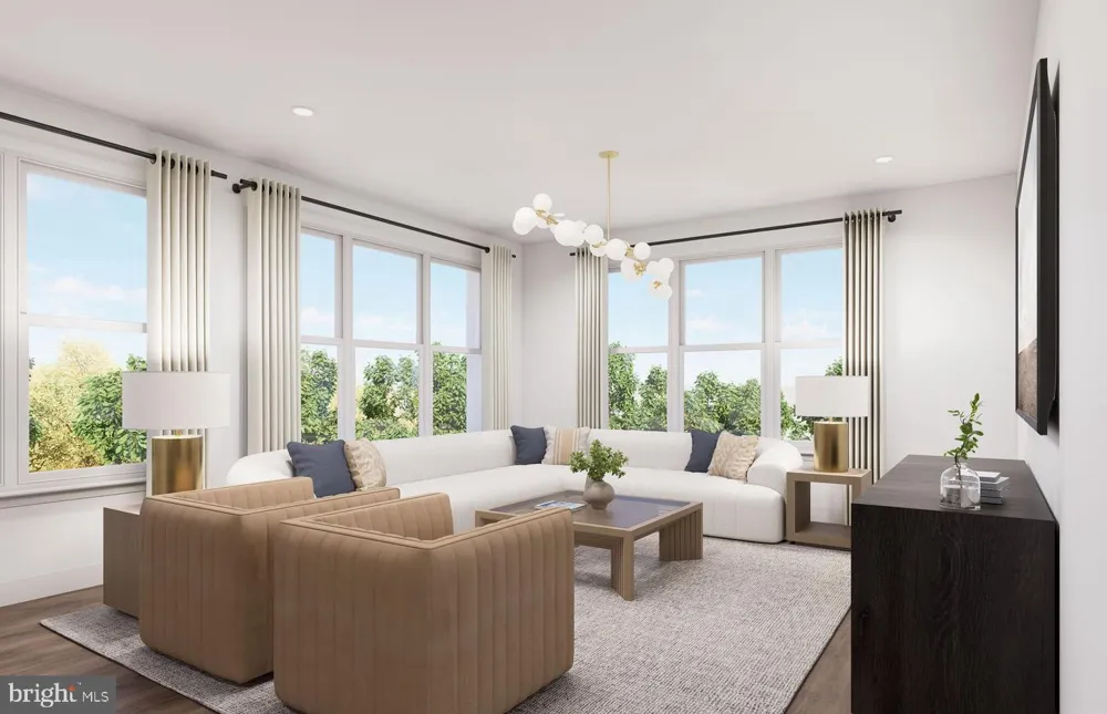 9475 SPRAGUE AVENUE #8 Fairfax, VA 22031