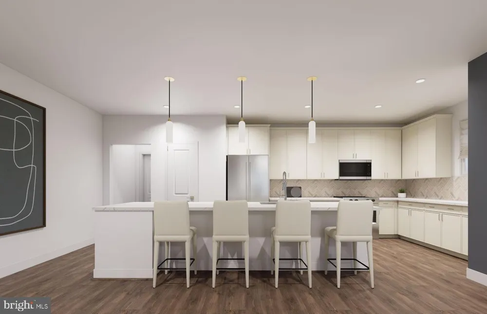 9475 SPRAGUE AVENUE #8 Fairfax, VA 22031