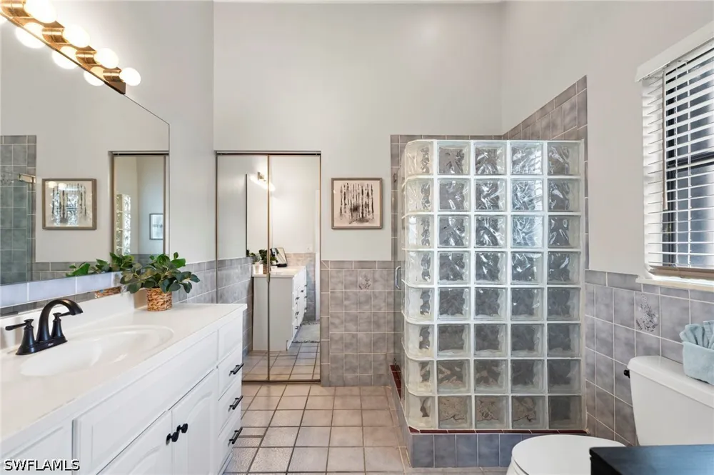 Chardon Place Naples, FL 34110
