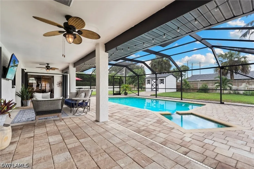 Chardon Place Naples, FL 34110