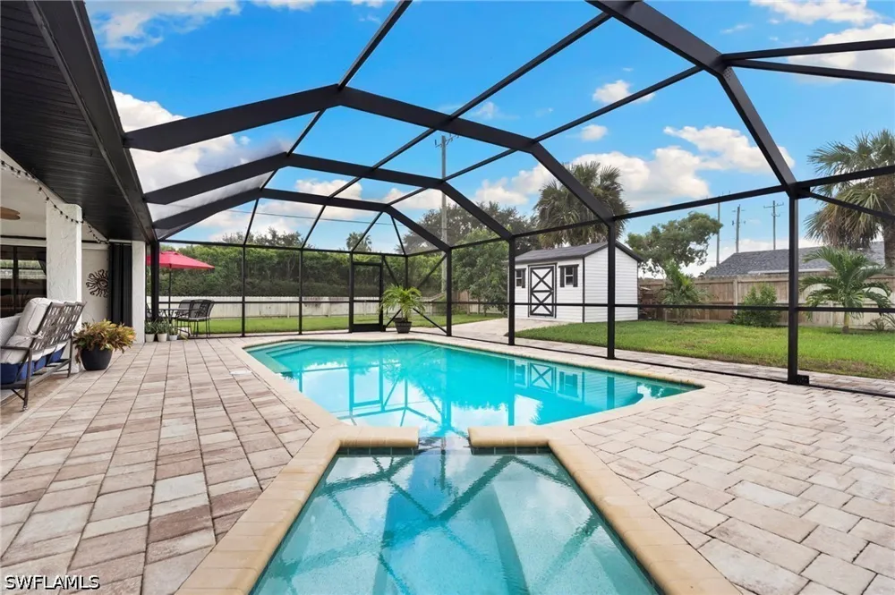 Chardon Place Naples, FL 34110