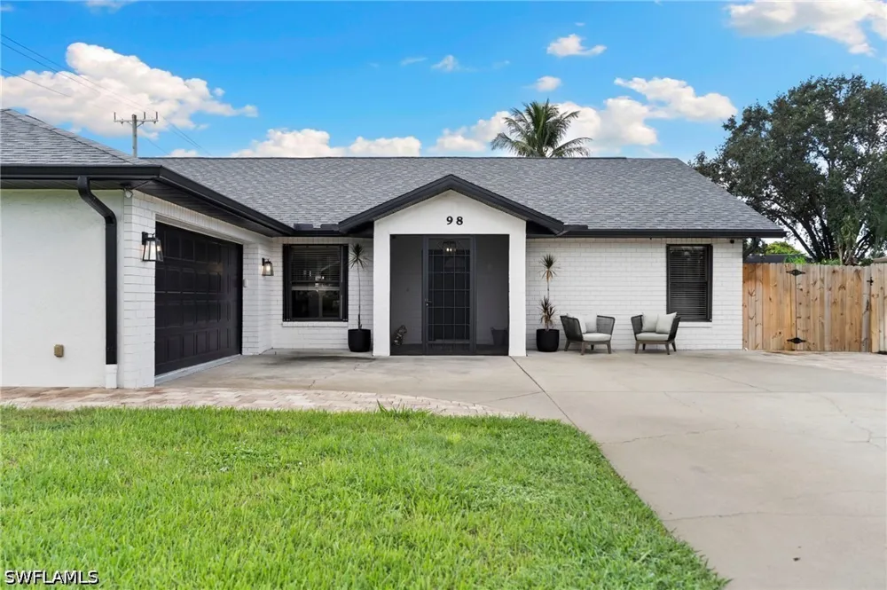 Chardon Place Naples, FL 34110