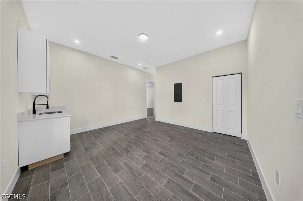 Mangonia Avenue Lehigh Acres, FL 33974