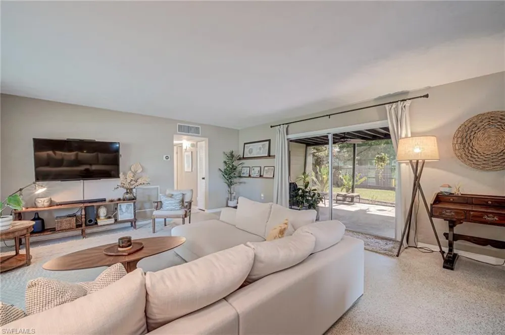 5521 Seville Road Fort Myers, FL 33919