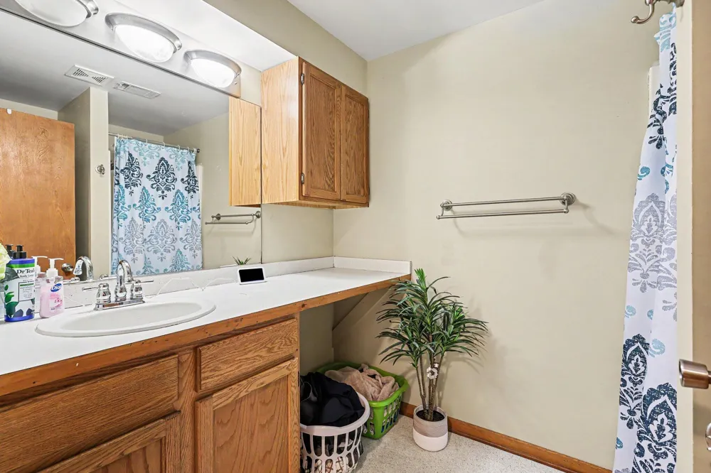 1618 Claystone Court Zeeland Charter Township, MI 49464