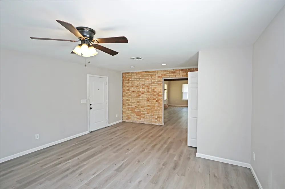 438 Forshage Blvd Boulevard Seguin, TX 78155
