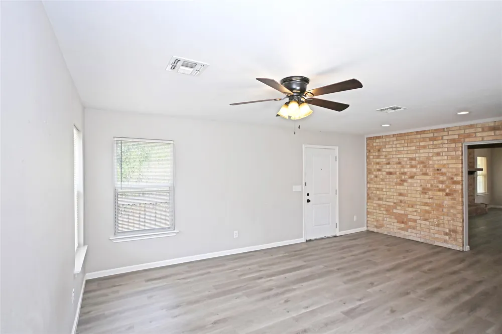 438 Forshage Blvd Boulevard Seguin, TX 78155