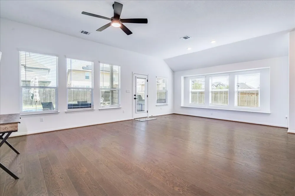 112 Ray Court Liberty Hill, TX 78642