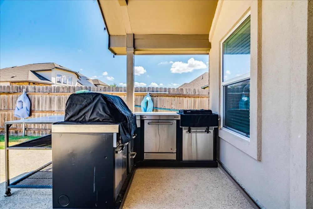 112 Ray Court Liberty Hill, TX 78642
