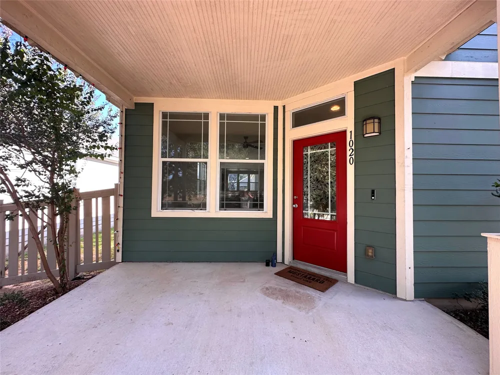1020 Nevarez Kyle, TX 78640