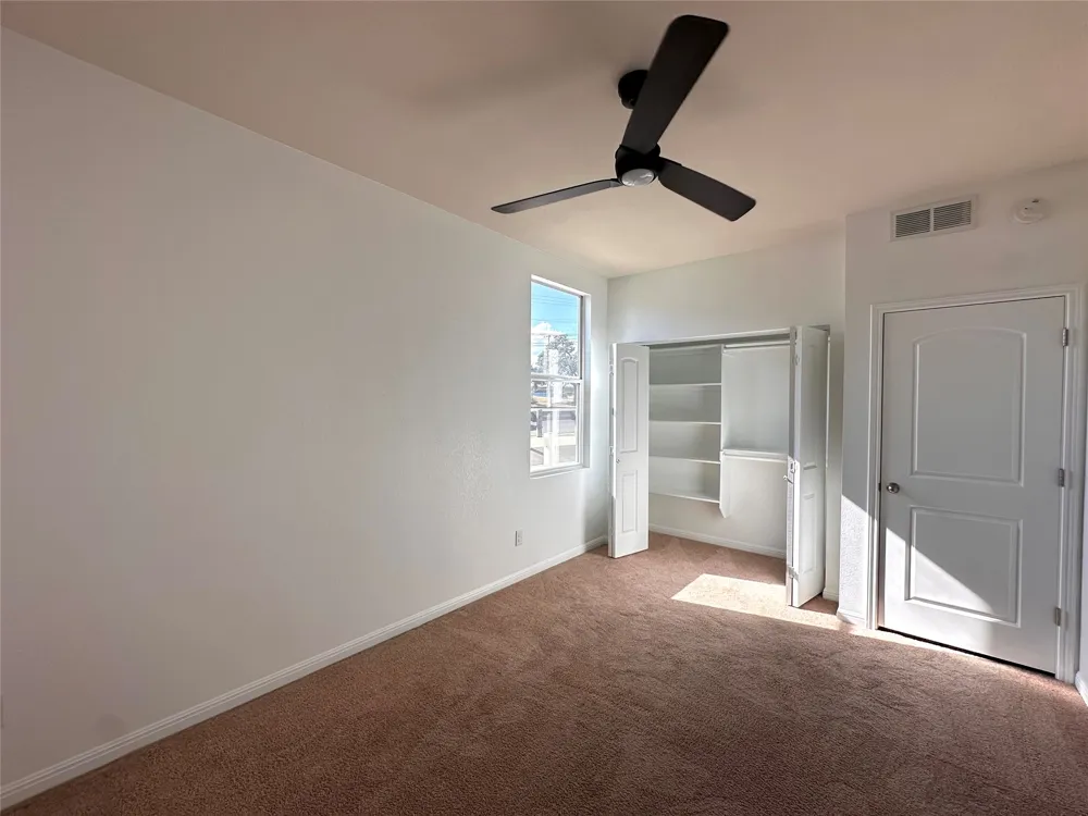 1020 Nevarez Kyle, TX 78640