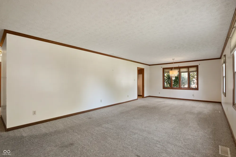 127 Dover Boulevard Brownsburg, IN 46112