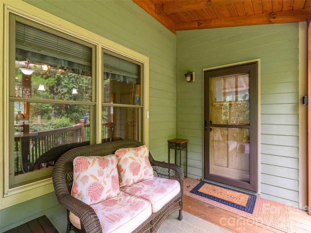 79 Rapid Waters Way Waynesville, NC 28785