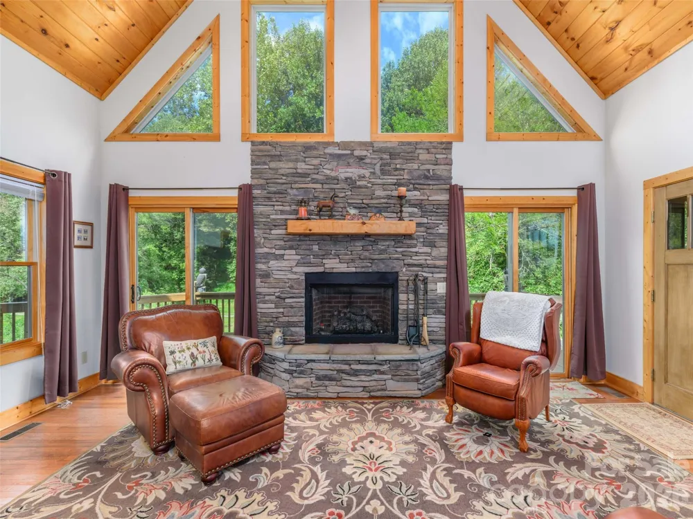 79 Rapid Waters Way Waynesville, NC 28785