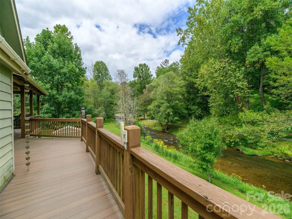 79 Rapid Waters Way Waynesville, NC 28785
