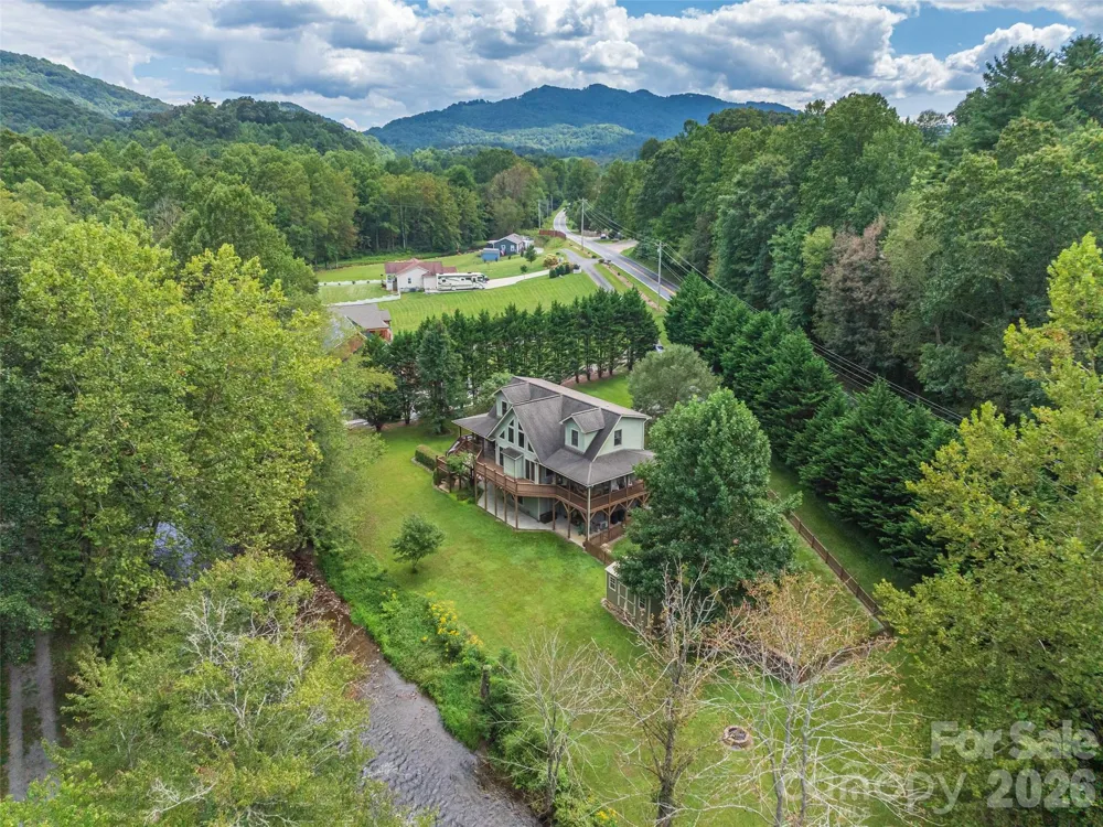 79 Rapid Waters Way Waynesville, NC 28785