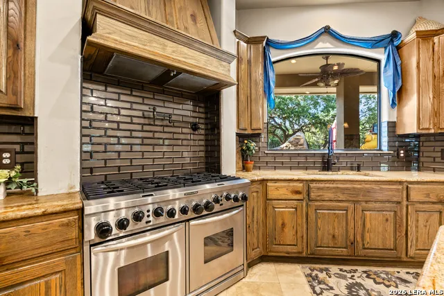 11011 Anaqua Spgs Boerne, TX 78006