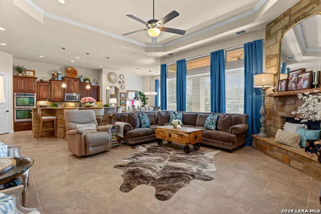 638 CAMBRIDGE DR New Braunfels, TX 78132