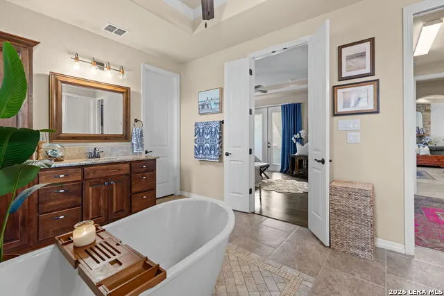 638 CAMBRIDGE DR New Braunfels, TX 78132
