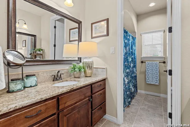 638 CAMBRIDGE DR New Braunfels, TX 78132