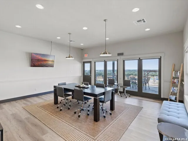 638 CAMBRIDGE DR New Braunfels, TX 78132