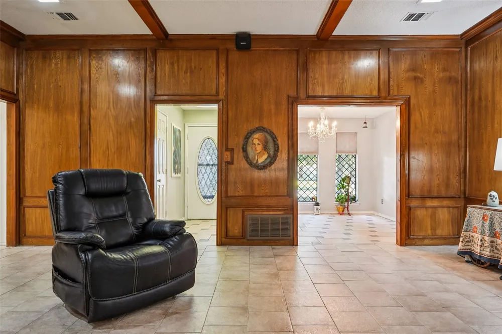 229 Turpin Drive Highland Village, TX 75077