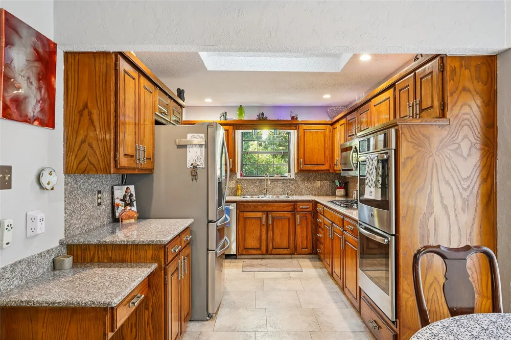 229 Turpin Drive Highland Village, TX 75077