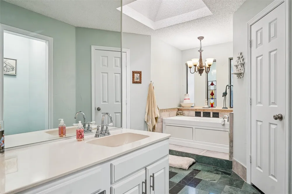 229 Turpin Drive Highland Village, TX 75077